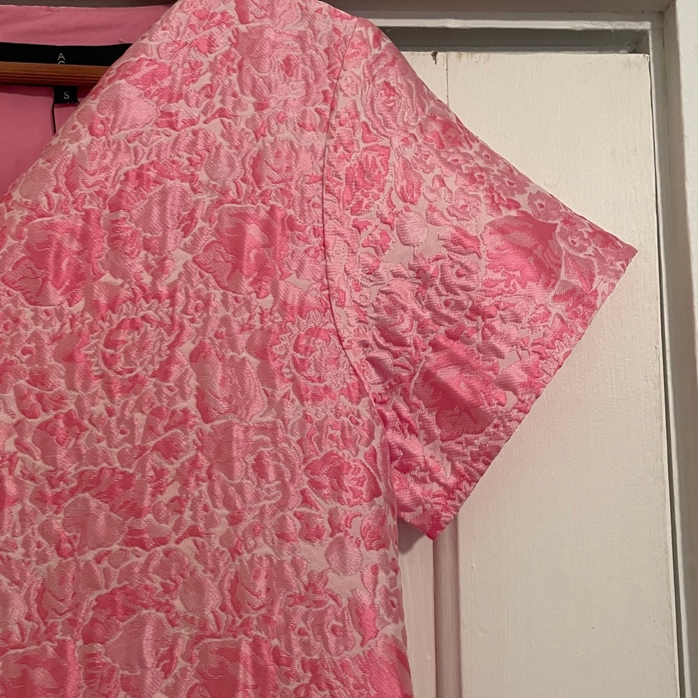New Abbey Glass Lulus Pink Bubble Jacquard Dress size Small - Picture 7 of 14